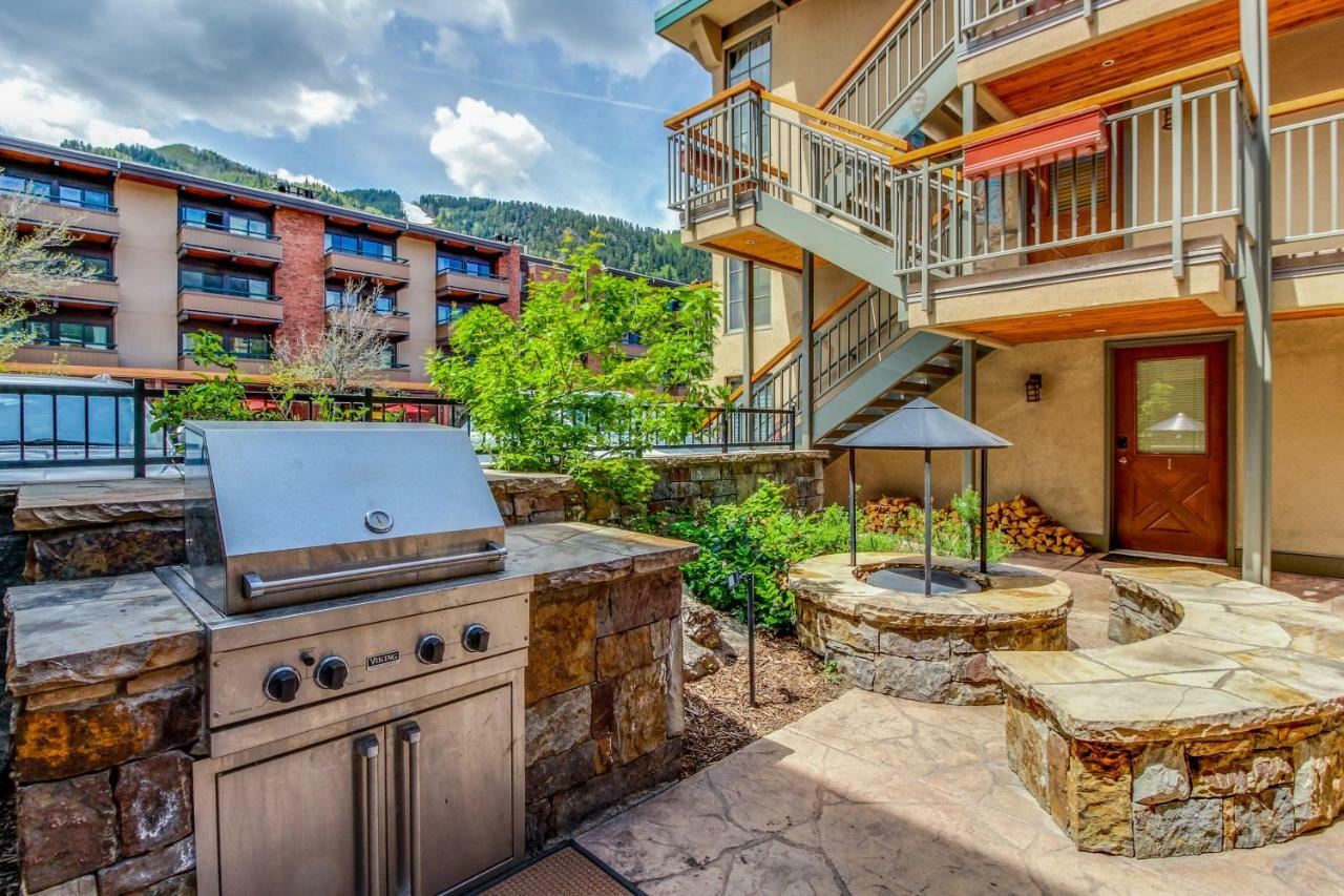 Downtown Beauties Villa Aspen Bagian luar foto